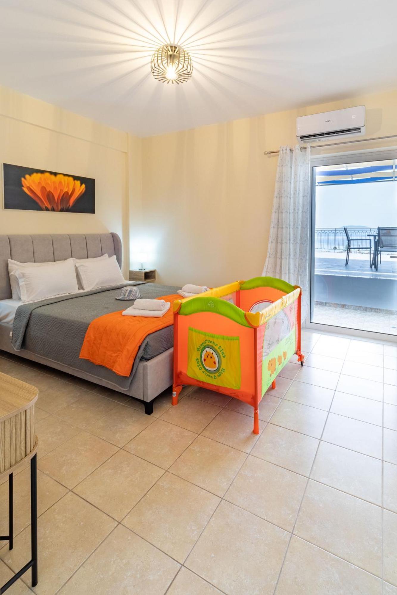 Iliana Apartments Tolón Exterior photo